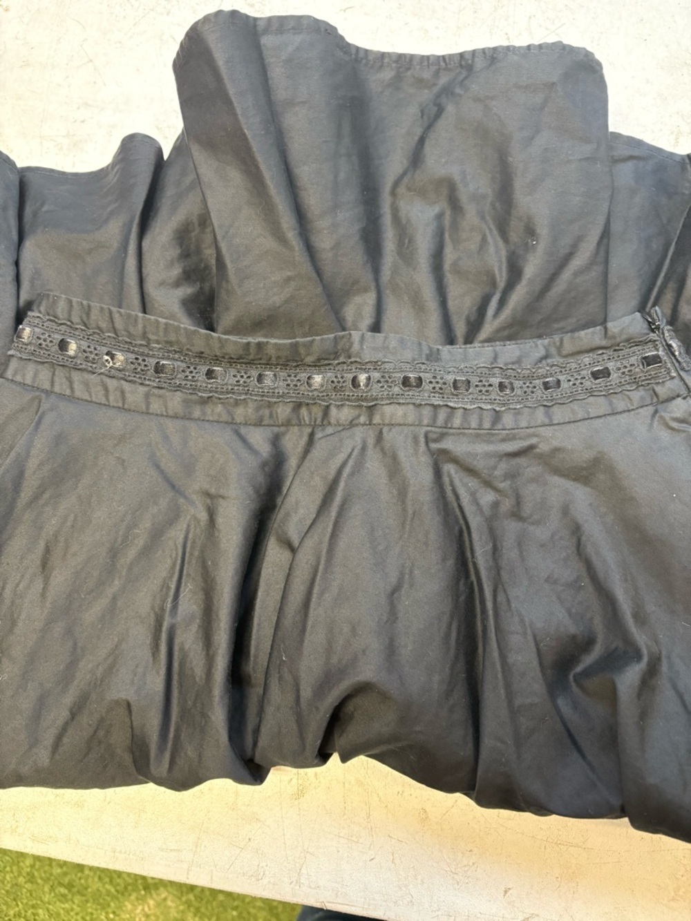 Odille Anthropologie Black Full Circle Midi Skirt size 4. - Picture 9 of 9